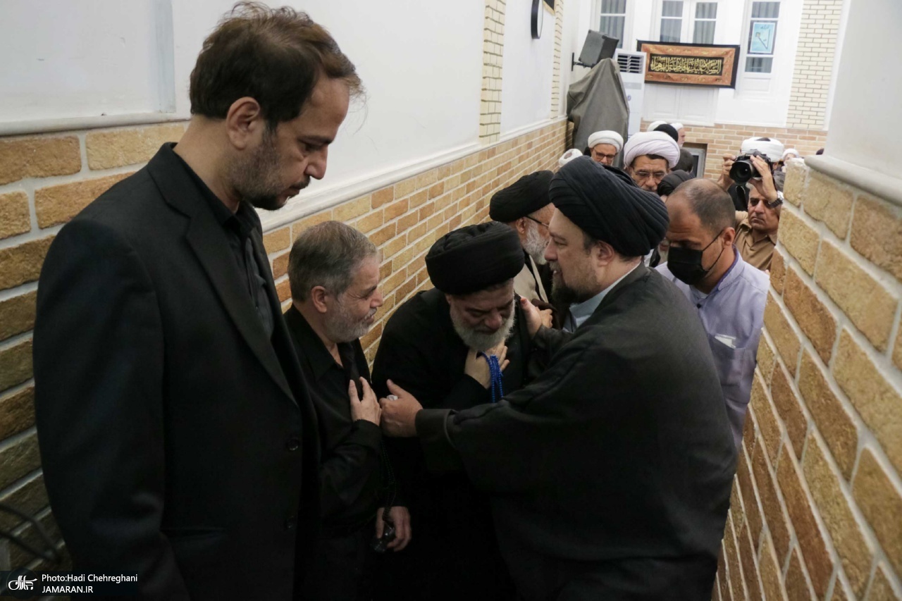 حضور+آیت+الله+سید+حسن+خمینی+در+مراسم+وداع+با+آیت+الله+العظمی+شبری+زنجانی+(ره) (23)